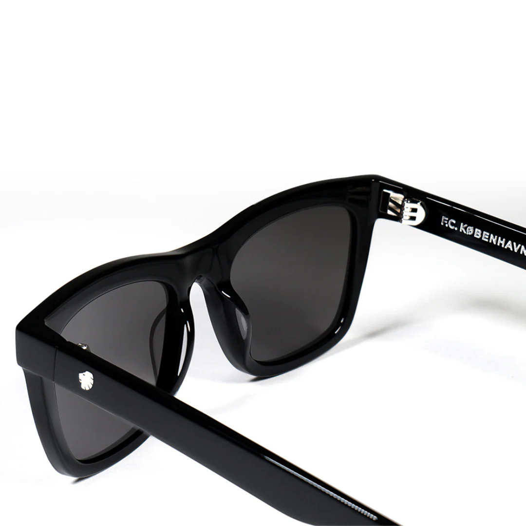 MessyWeekend x FCK Solbrille Løven - Image 3