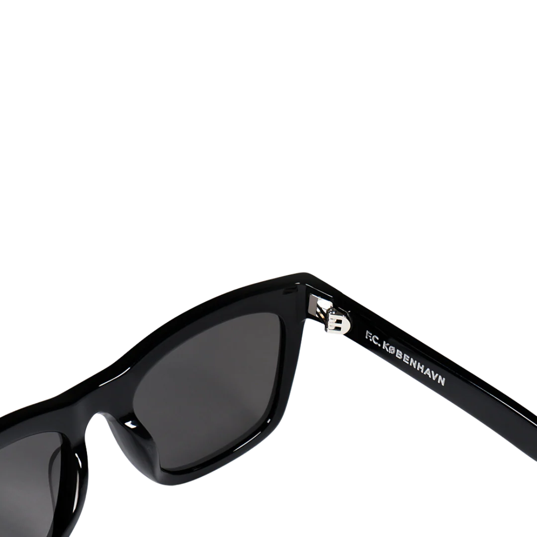 MessyWeekend x FCK Solbrille Løven - Image 5